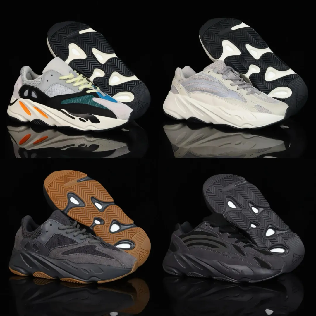 Adidas Yeezy 700