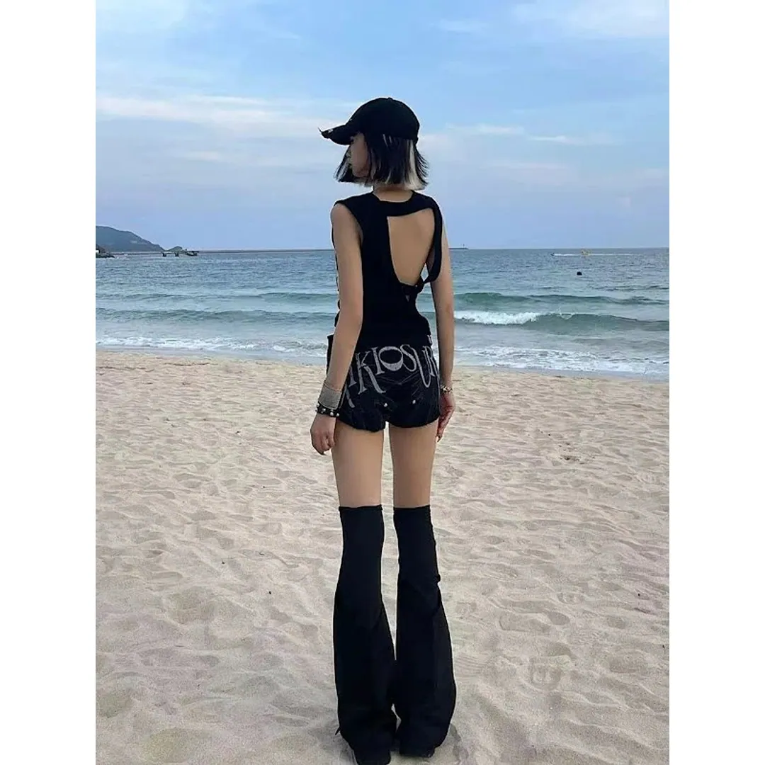 Paiki Devil's wing shorts