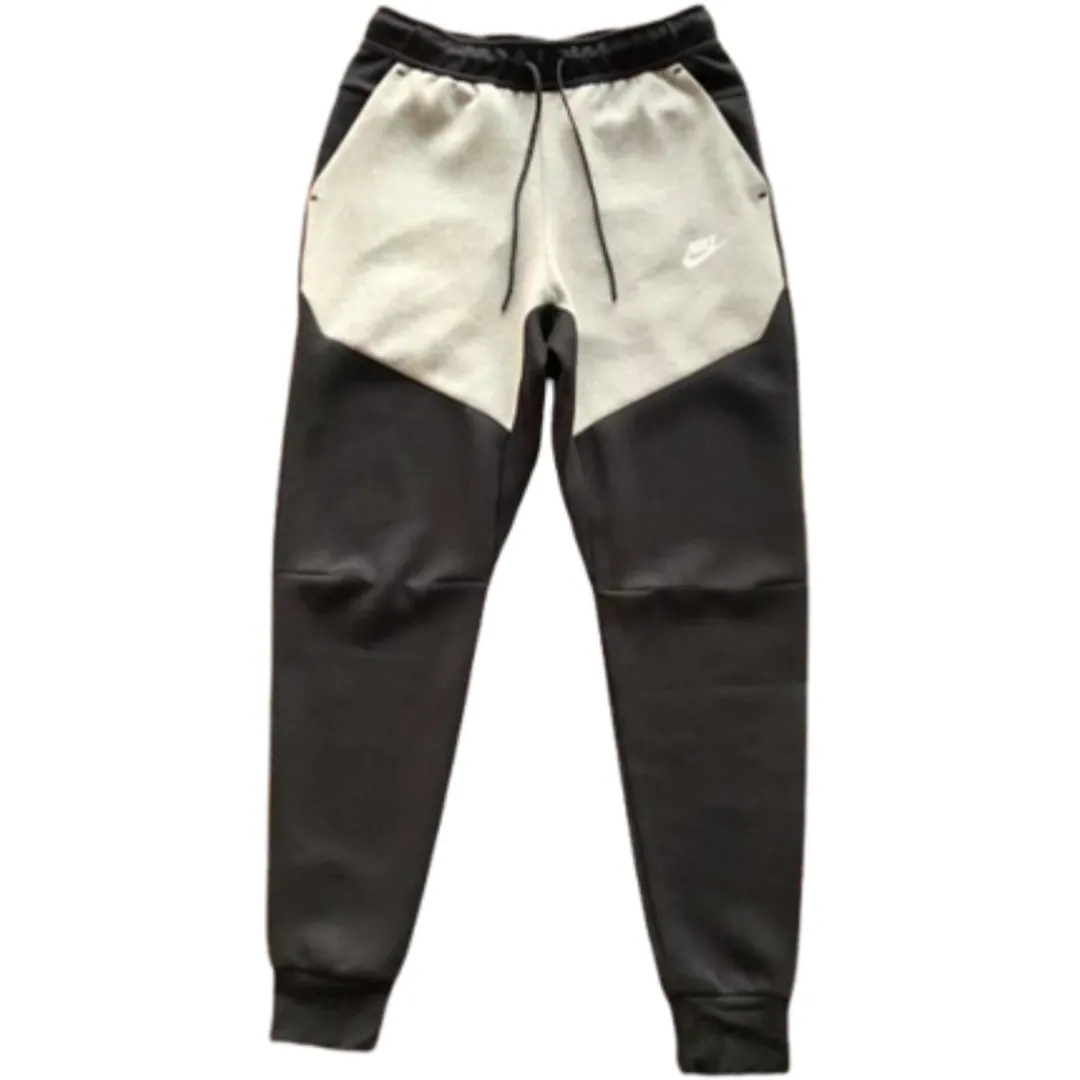 Nike Tech Fleece Black Pants