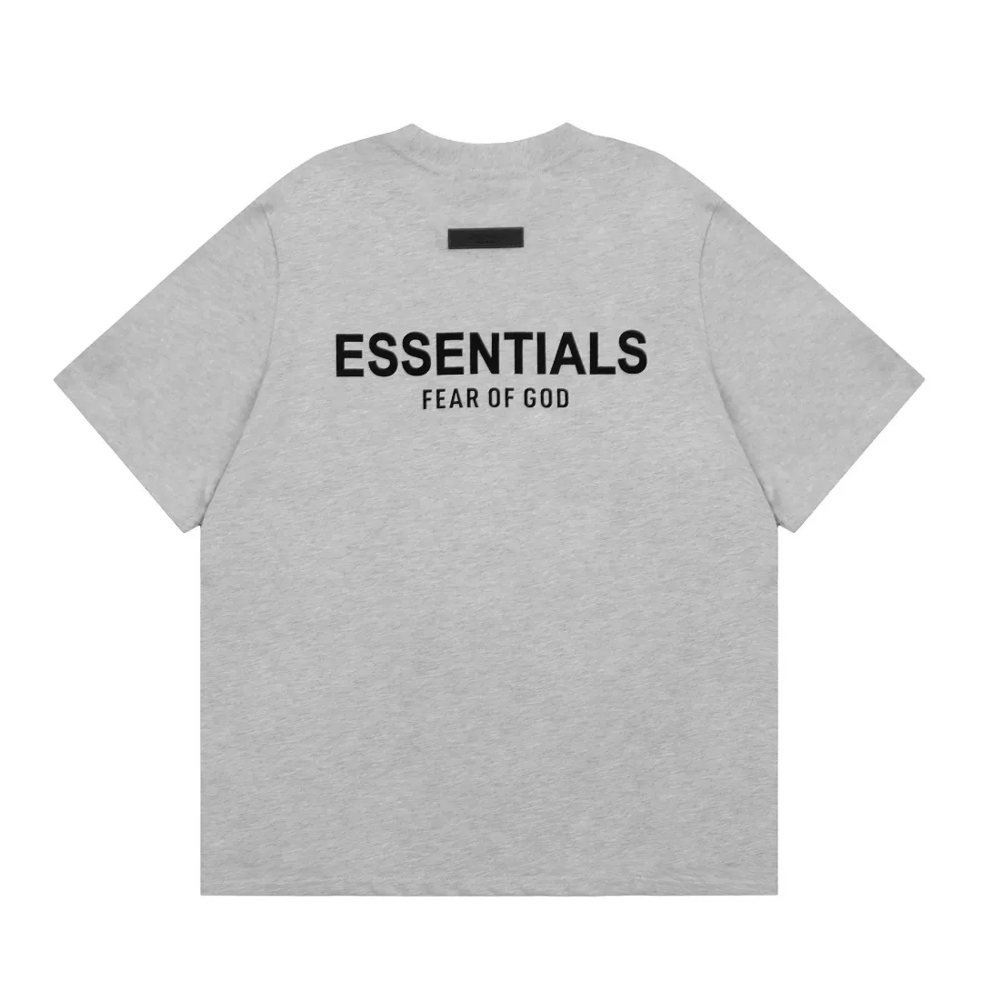 Essentials tee