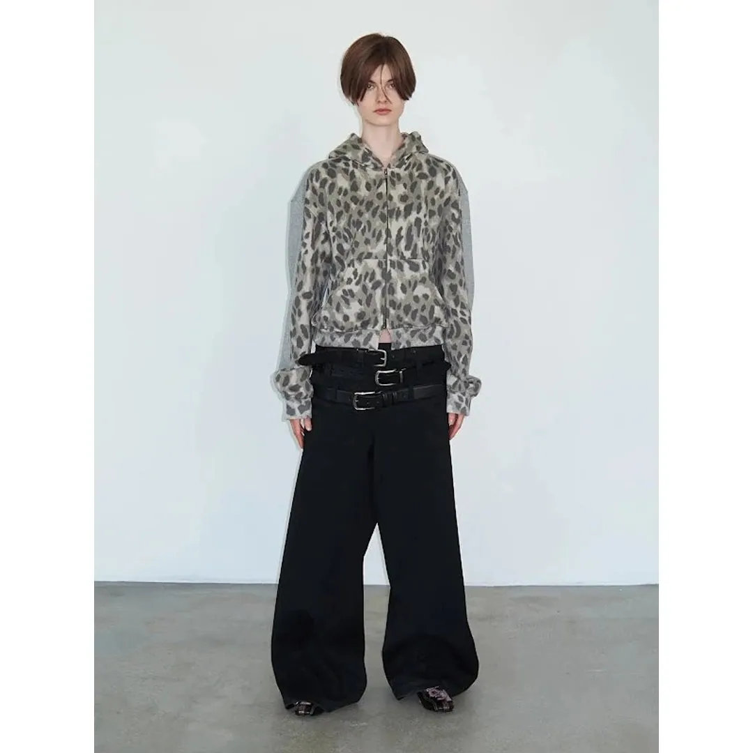Delivery Leopard print spliced zip-up