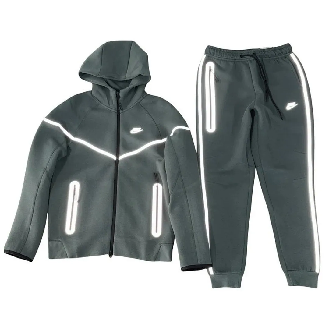 Nike Tech Fleece Reflective Set