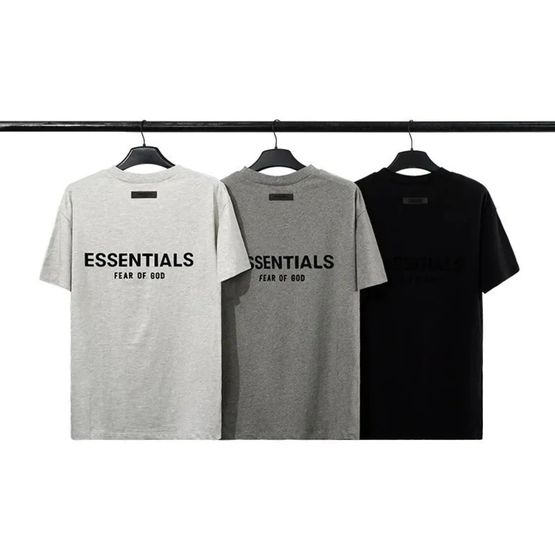Essentials tee
