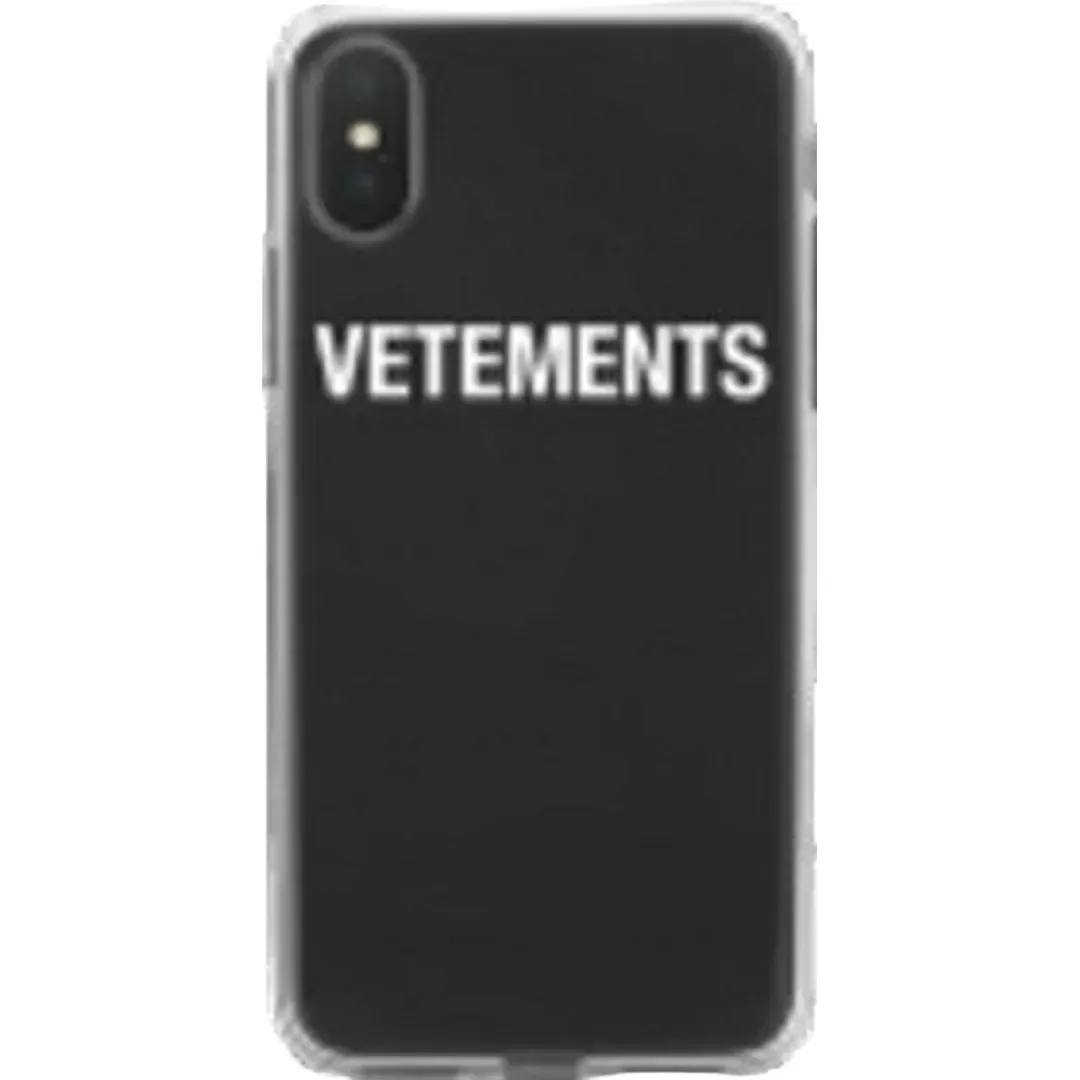 VETEMENTSCase