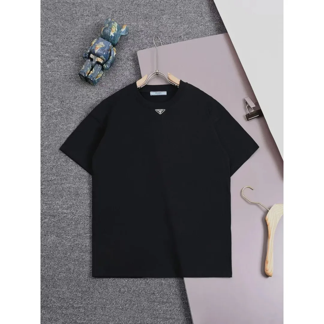 Prada tee