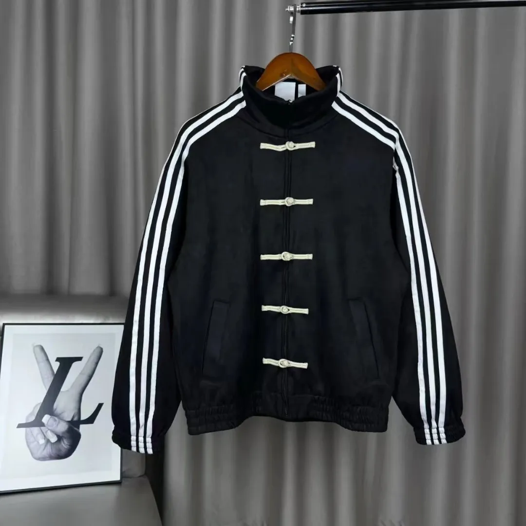 Three-stripe sports jacket