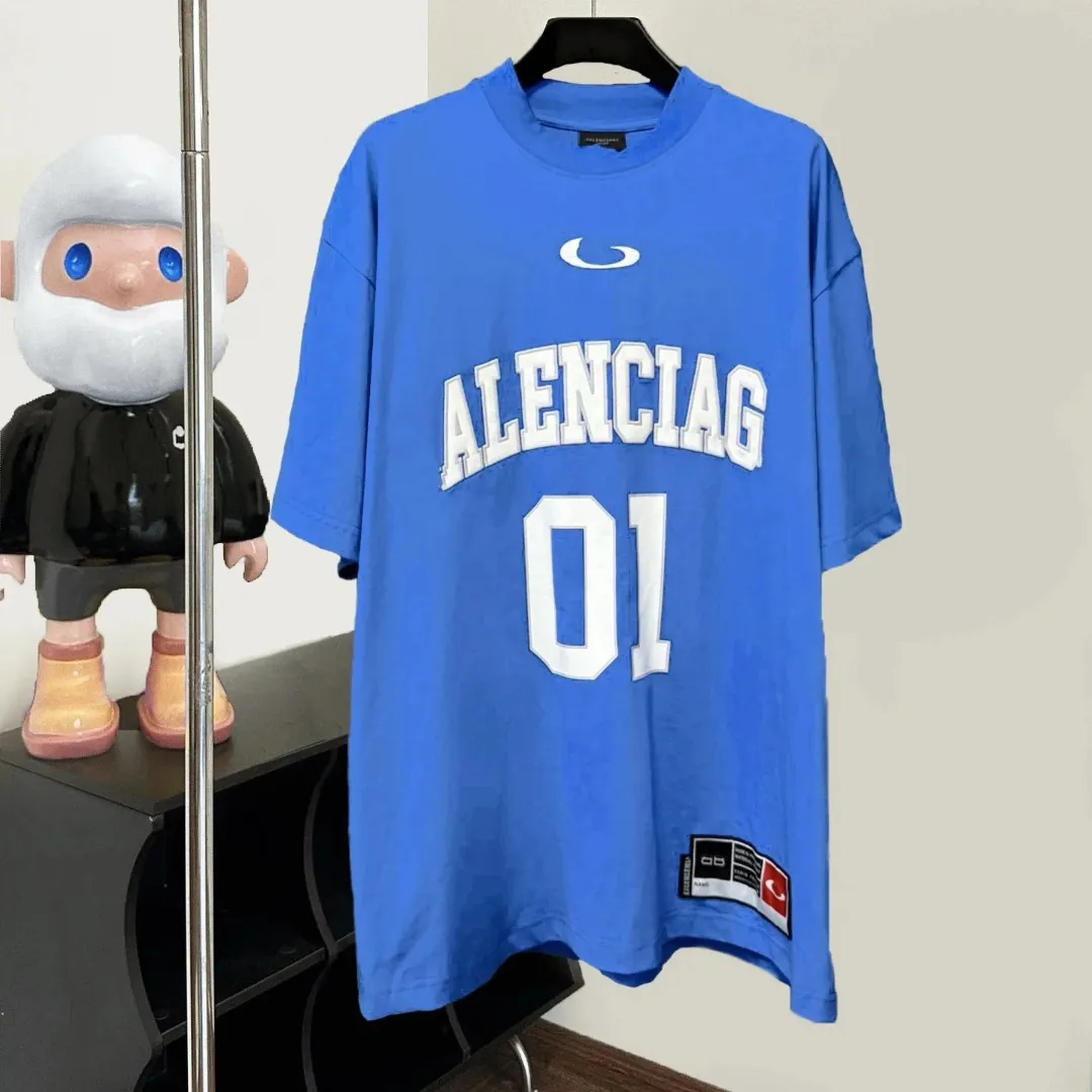 Balenciaga tee