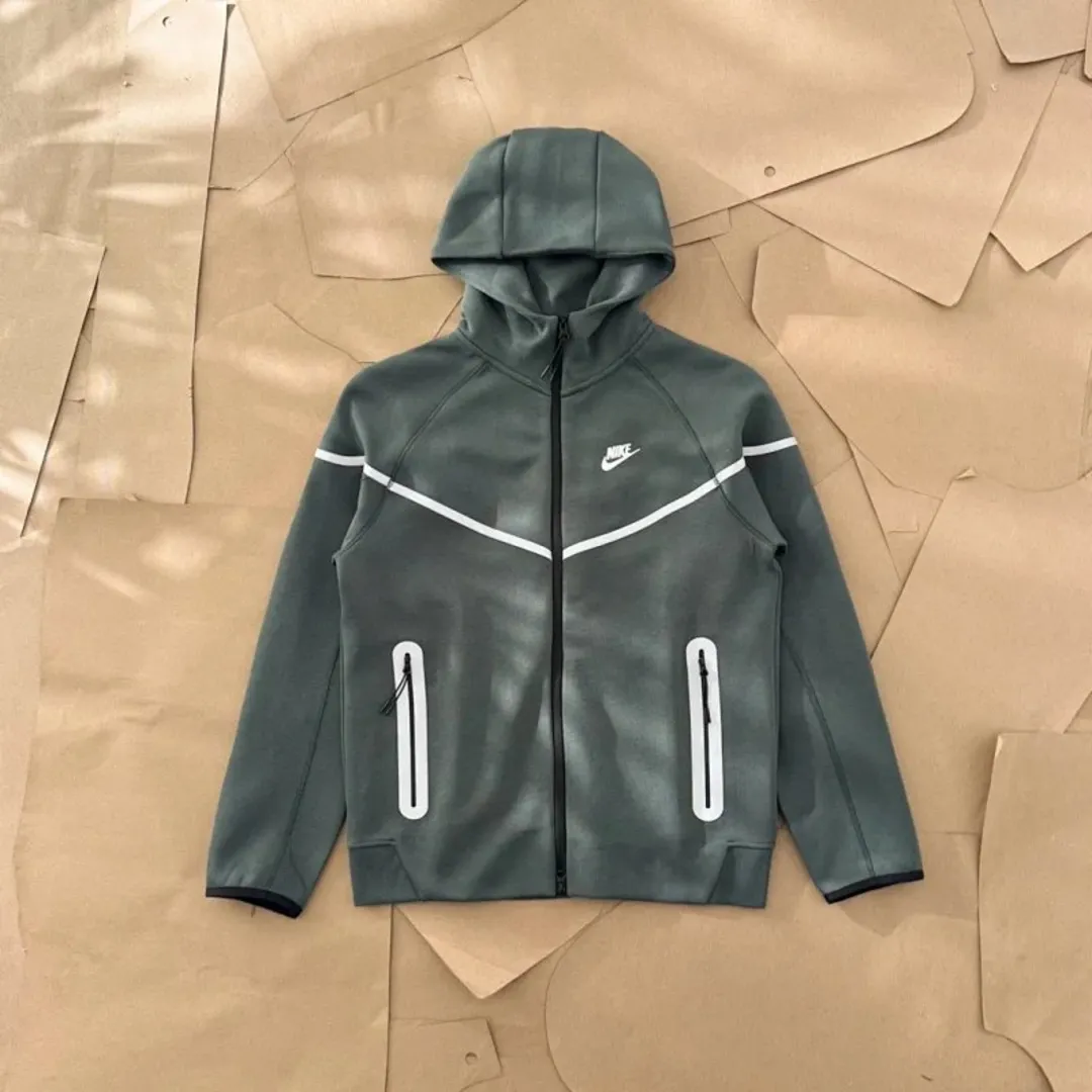 Nike Tech Fleece Zip Hoodie