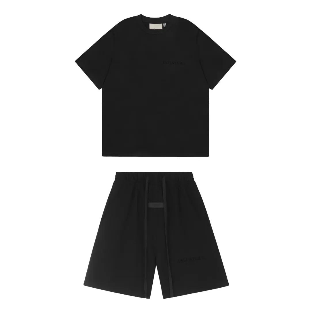 Essentials short set