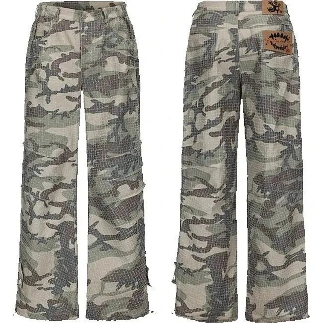 Paiki Distressed camo pants