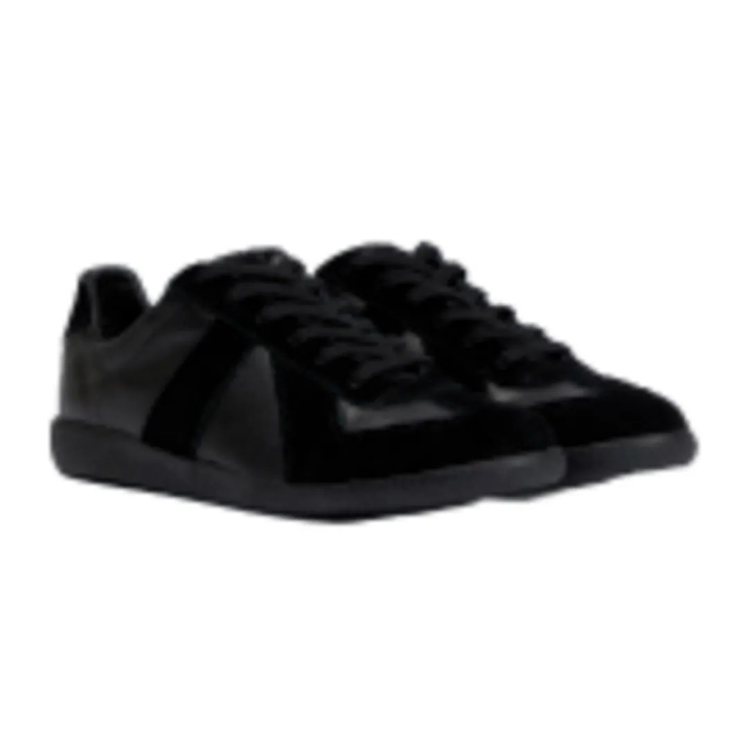 Maison Margiela All Black Gats