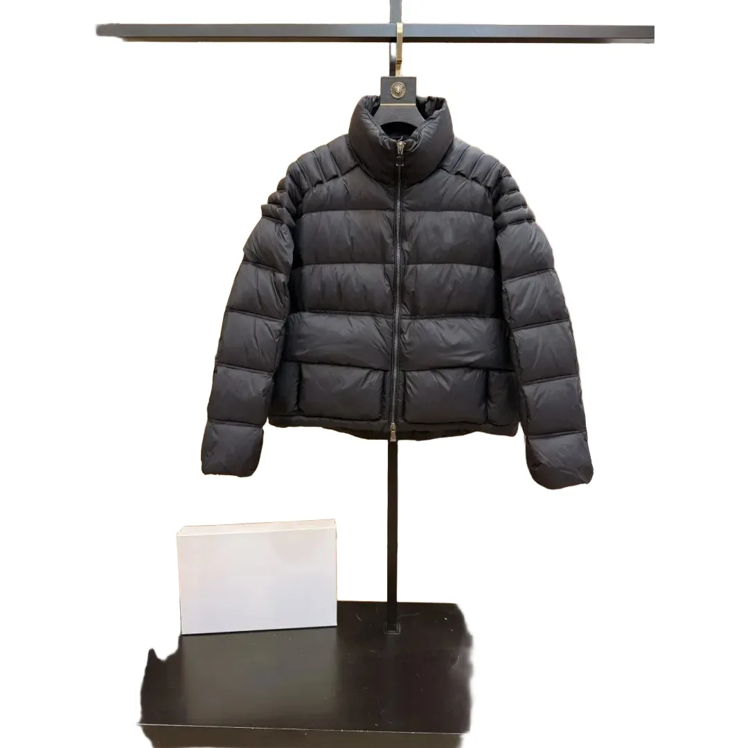 Black striped stand-up collar short down jacket